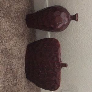 2 unique decorative vases